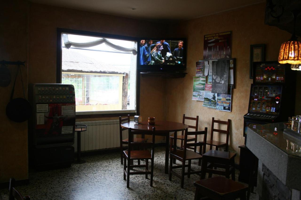 Hotel A Taberna De Vento à Lalín Extérieur photo