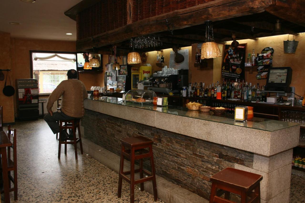 Hotel A Taberna De Vento à Lalín Extérieur photo